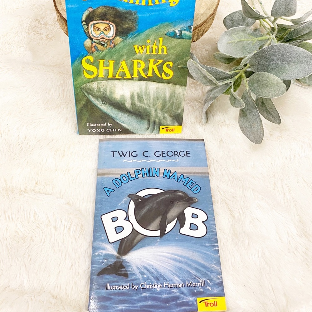 Shark & Dolphin Book Set ages 7-10